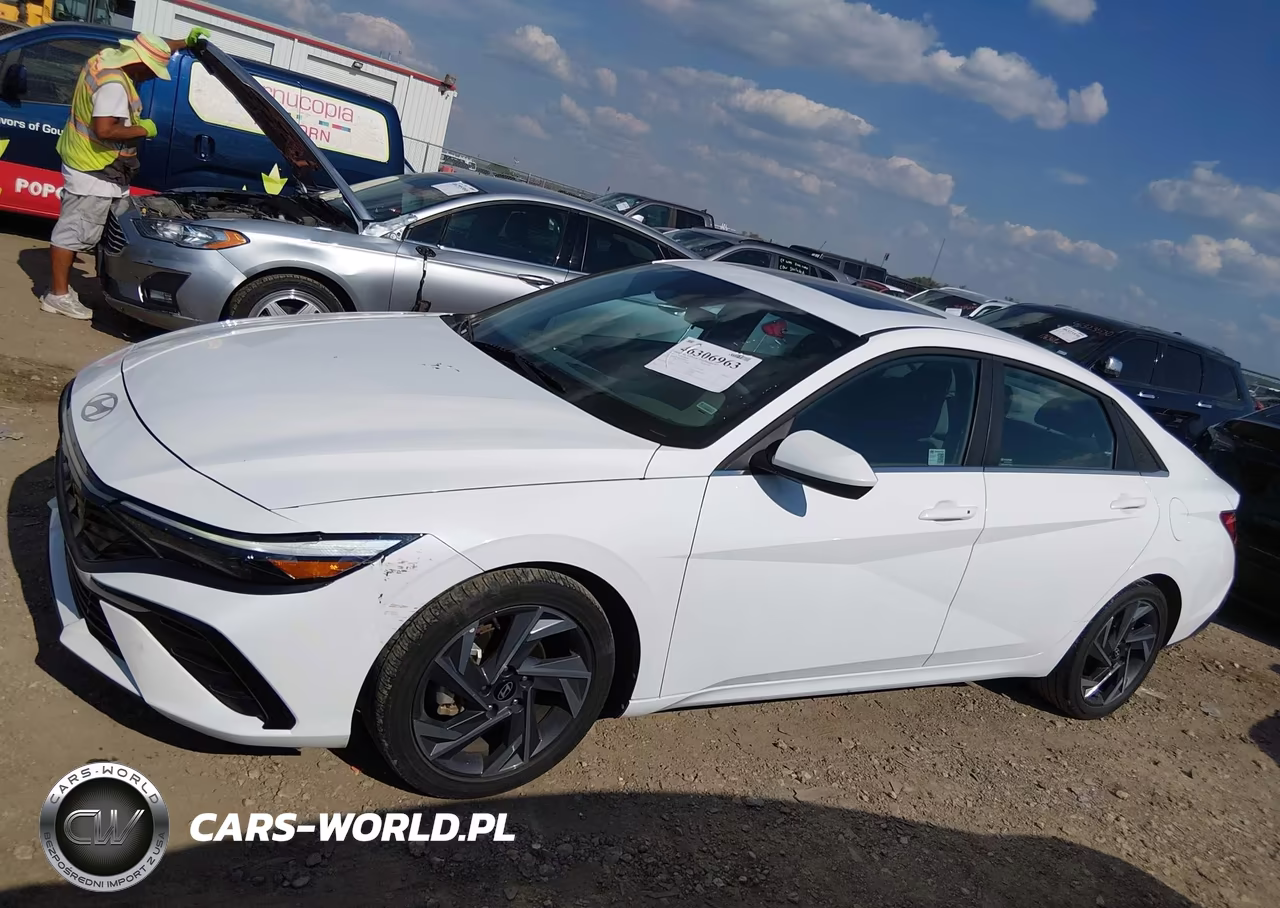 2025 Hyundai Elantra Sel Convenience VIN:KMHLS4DG0SU925536 - 14