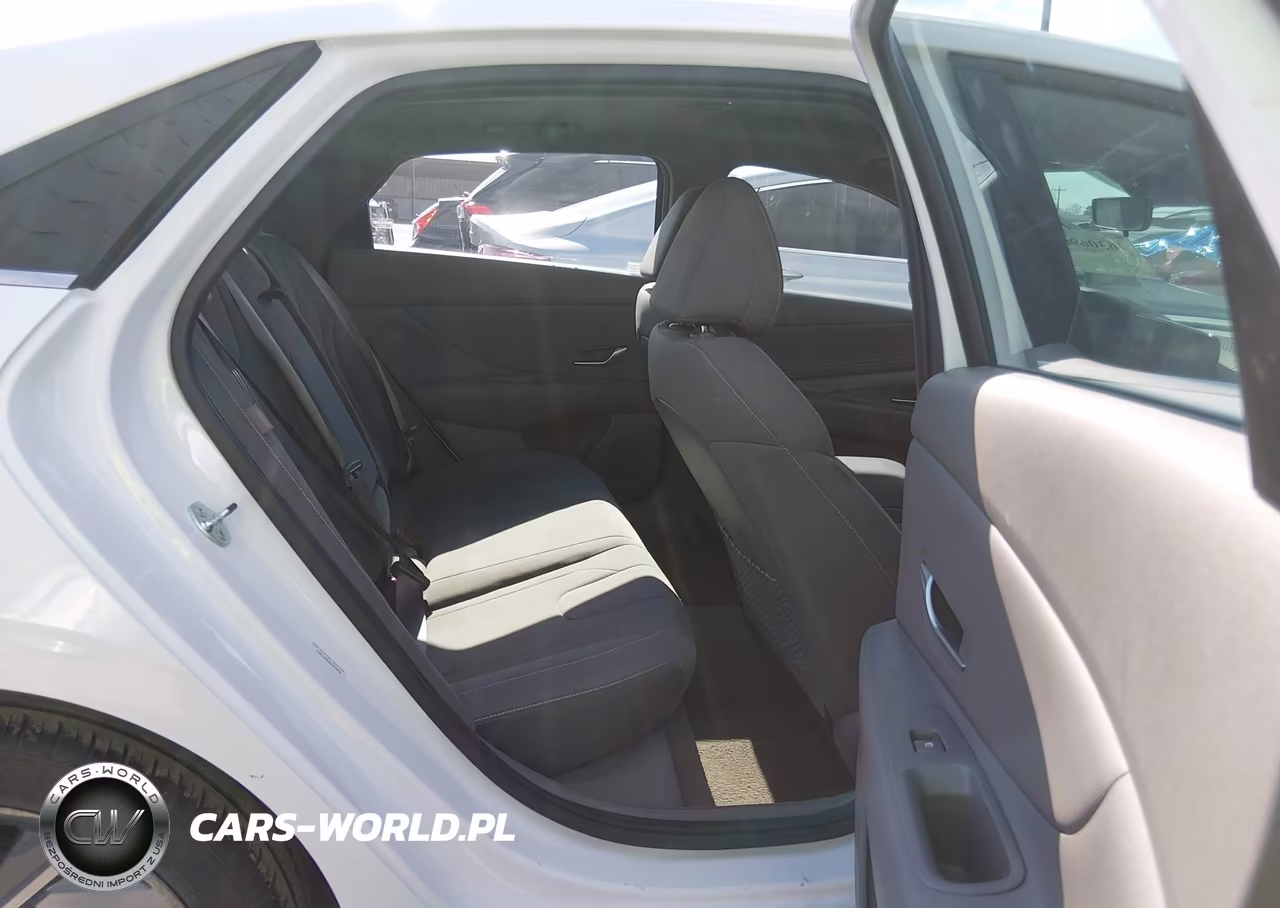 2025 Hyundai Elantra Sel Convenience VIN:KMHLS4DG0SU925536 - 8
