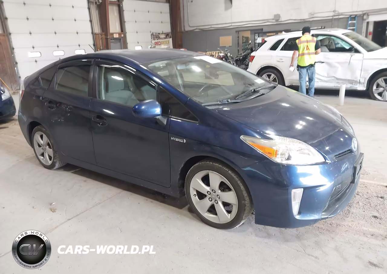 2012 Toyota Prius Three