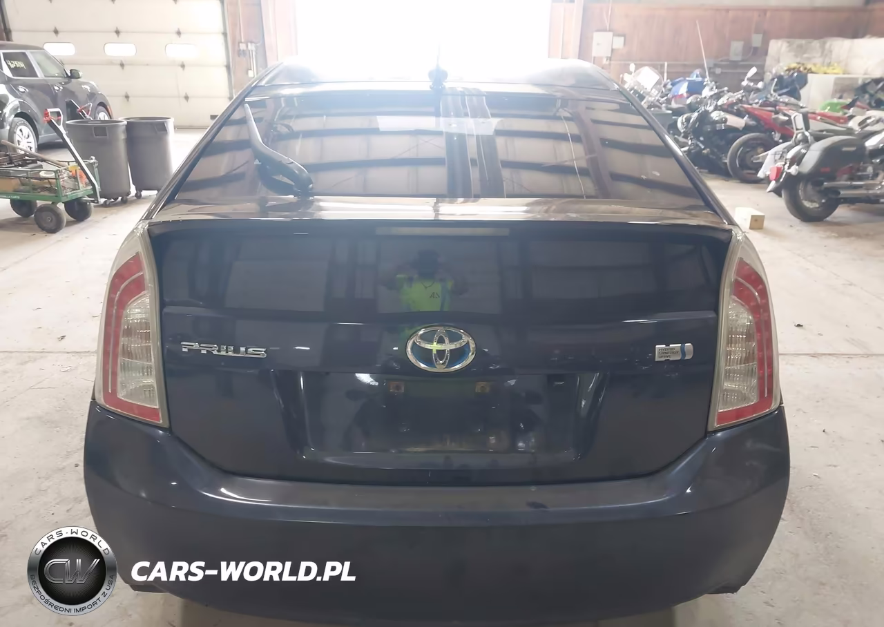 2012 Toyota Prius Three VIN:JTDKN3DU8C1555821 - 16