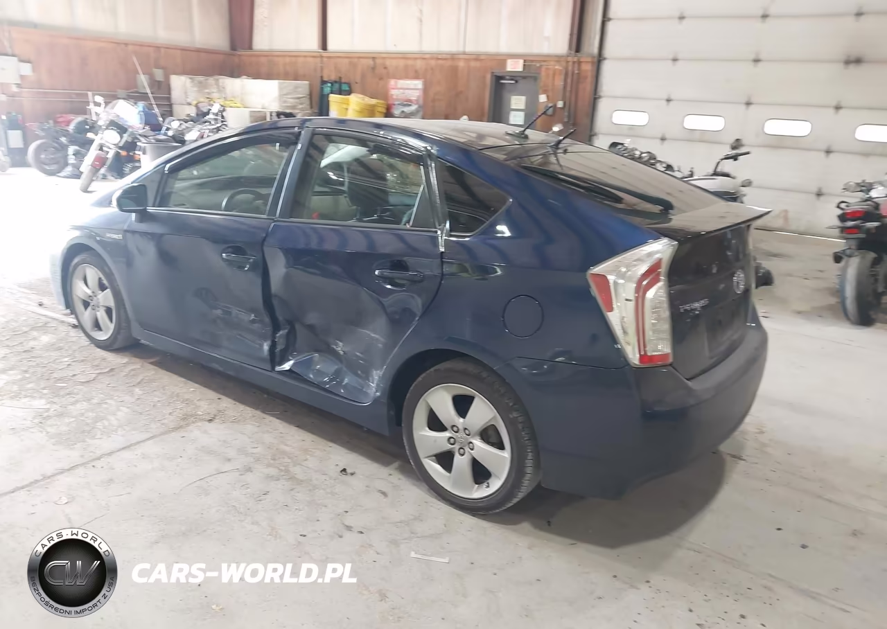 2012 Toyota Prius Three VIN:JTDKN3DU8C1555821 - 3