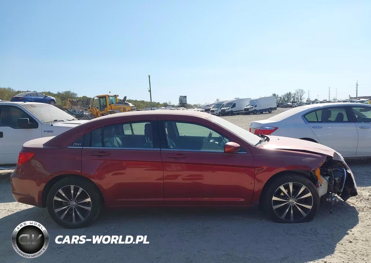 2012 Chrysler 200 S VIN:1C3CCBHGXCN116688 - 13