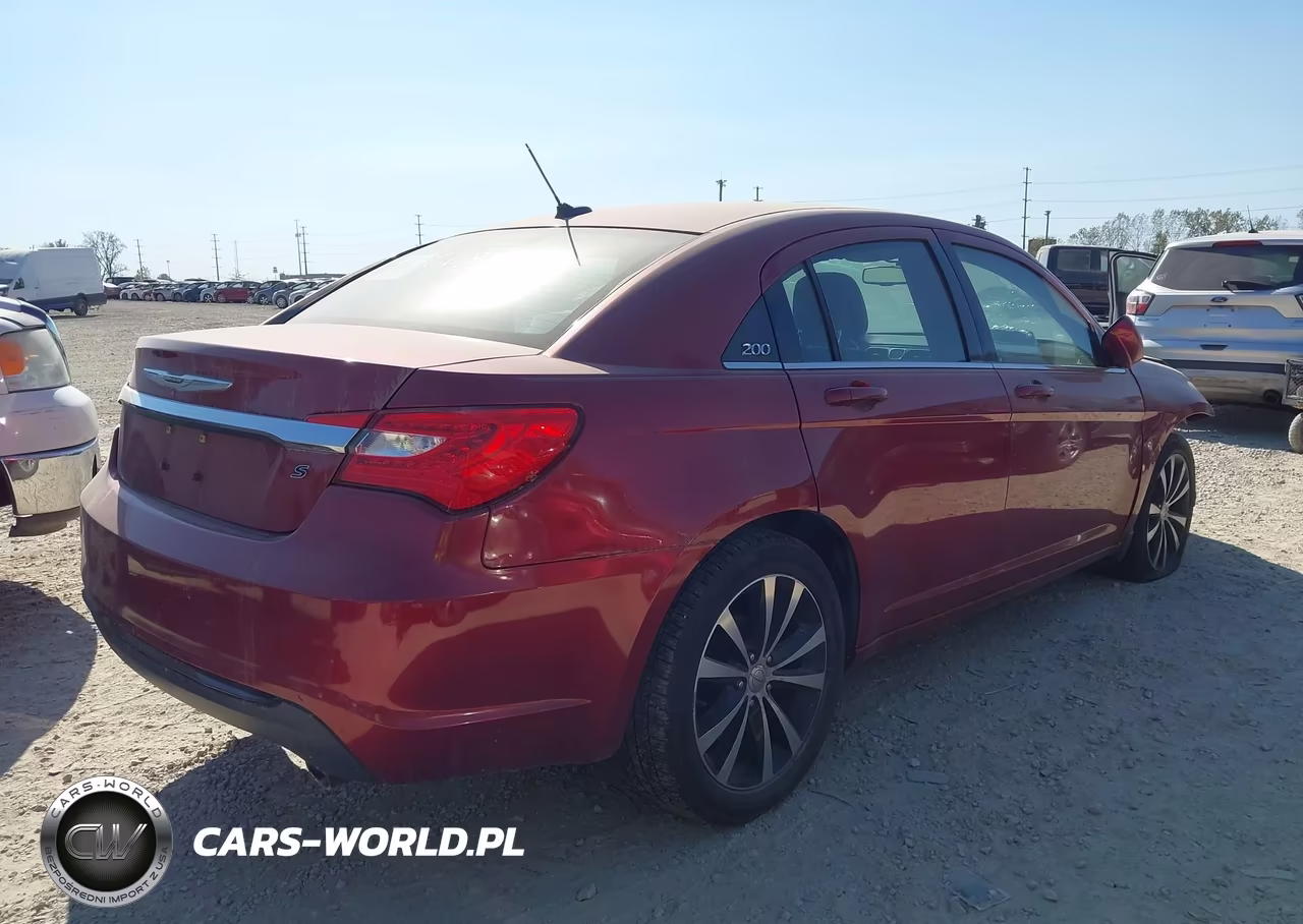 2012 Chrysler 200 S VIN:1C3CCBHGXCN116688 - 4