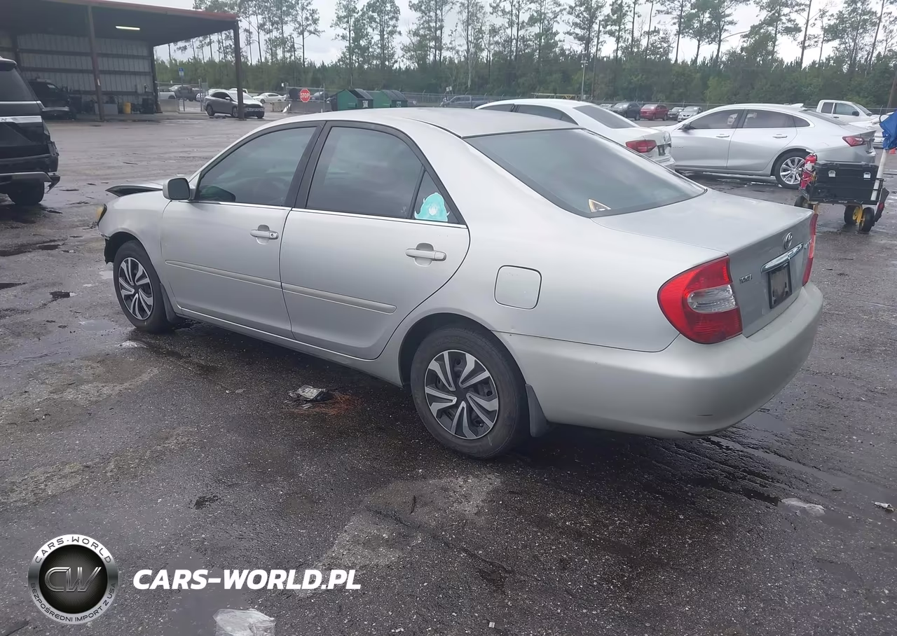 2004 Toyota Camry Le VIN:4T1BE32K74U306536 - 3