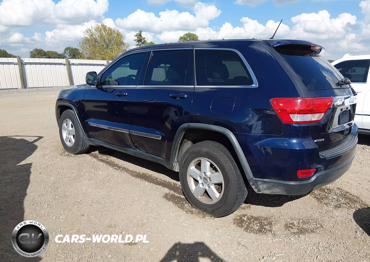 2013 Jeep Grand Cherokee Laredo VIN:1C4RJEAG1DC519480 - 3