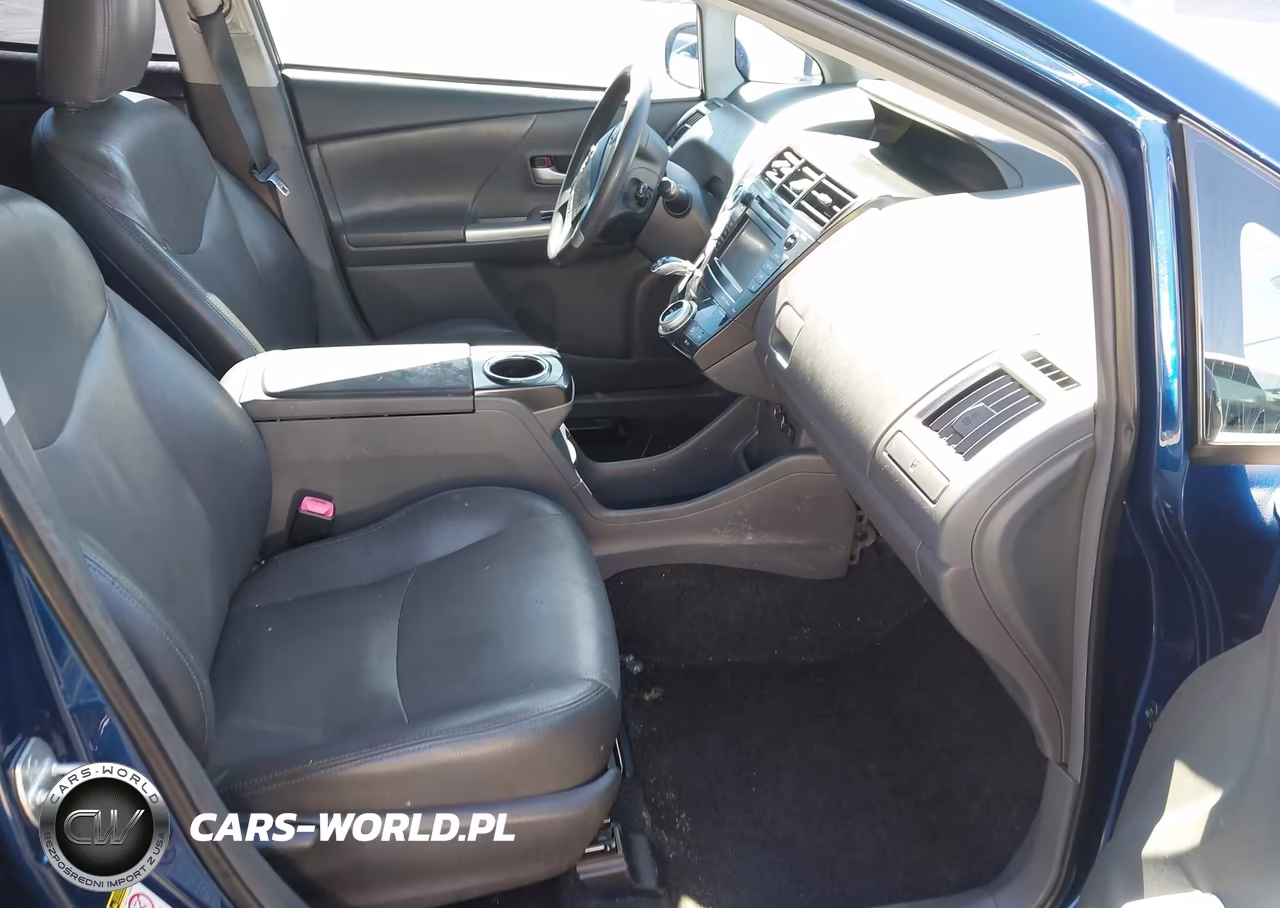 2012 Toyota Prius V Three VIN:JTDZN3EU2C3026463 - 5
