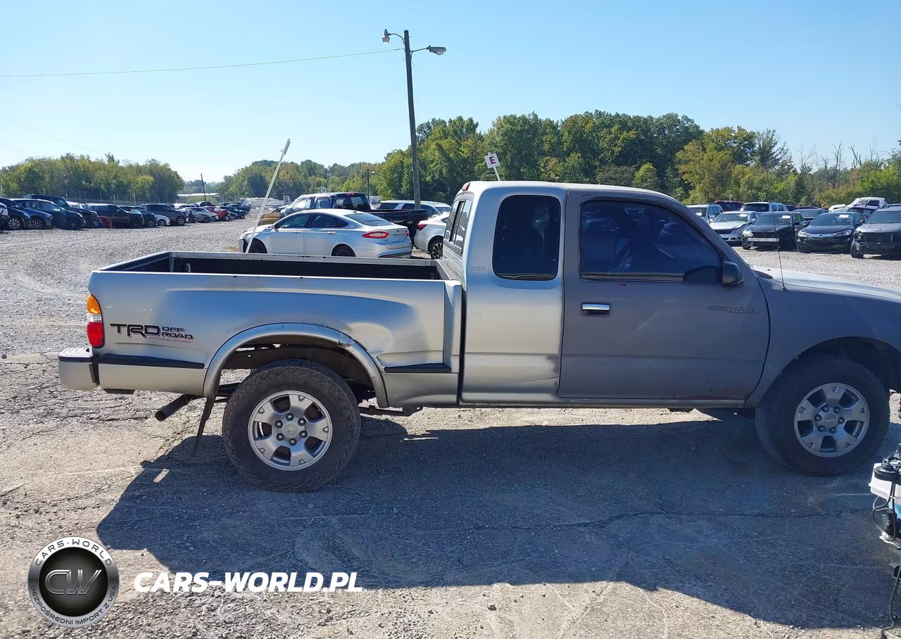 2002 Toyota Tacoma Base V6 VIN:5TEWN72N42Z123753 - 13