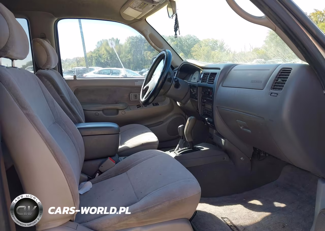 2002 Toyota Tacoma Base V6 VIN:5TEWN72N42Z123753 - 5