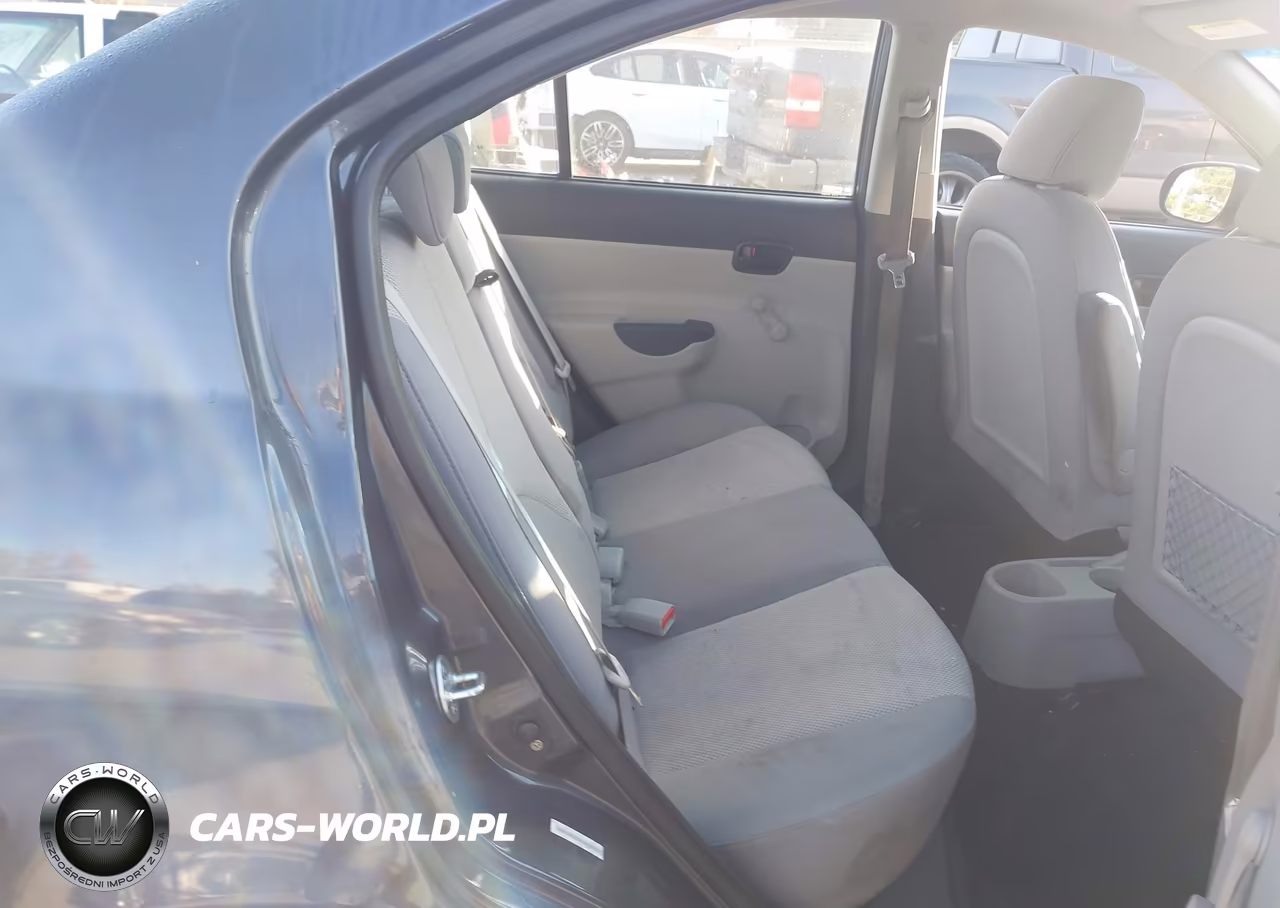 2010 Hyundai Accent Gls VIN:KMHCN4ACXAU424919 - 8