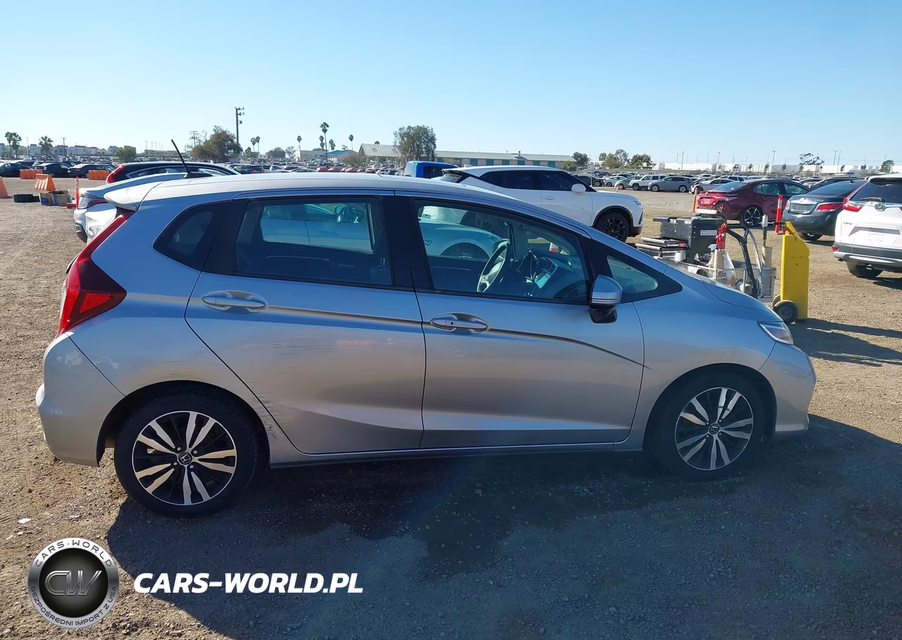 2018 Honda Fit Ex VIN:3HGGK5H83JM723356 - 13