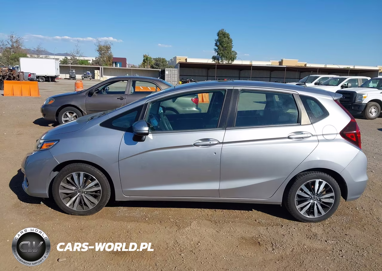 2018 Honda Fit Ex VIN:3HGGK5H83JM723356 - 14