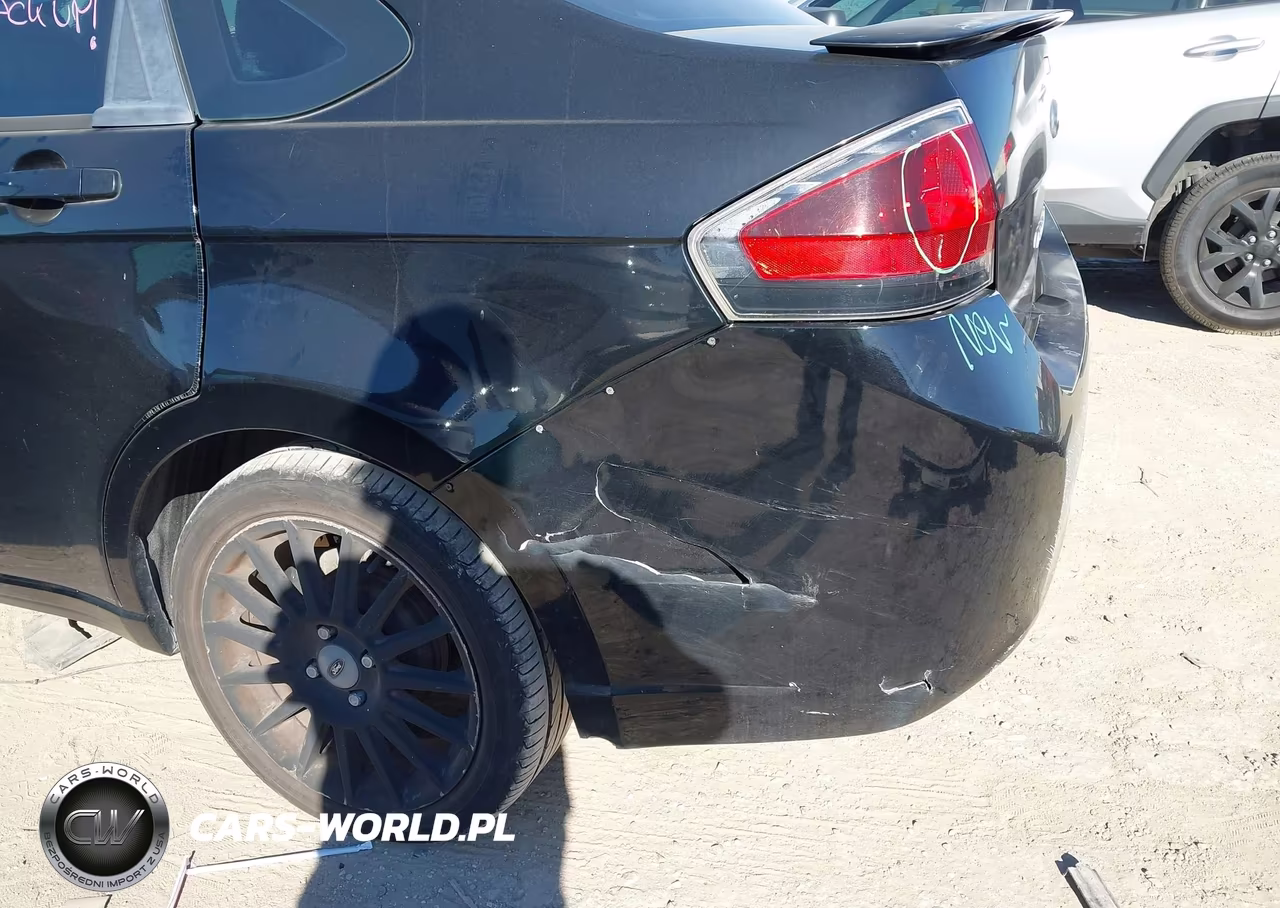 2010 Ford Focus Ses VIN:1FAHP3GN0AW280458 - 6