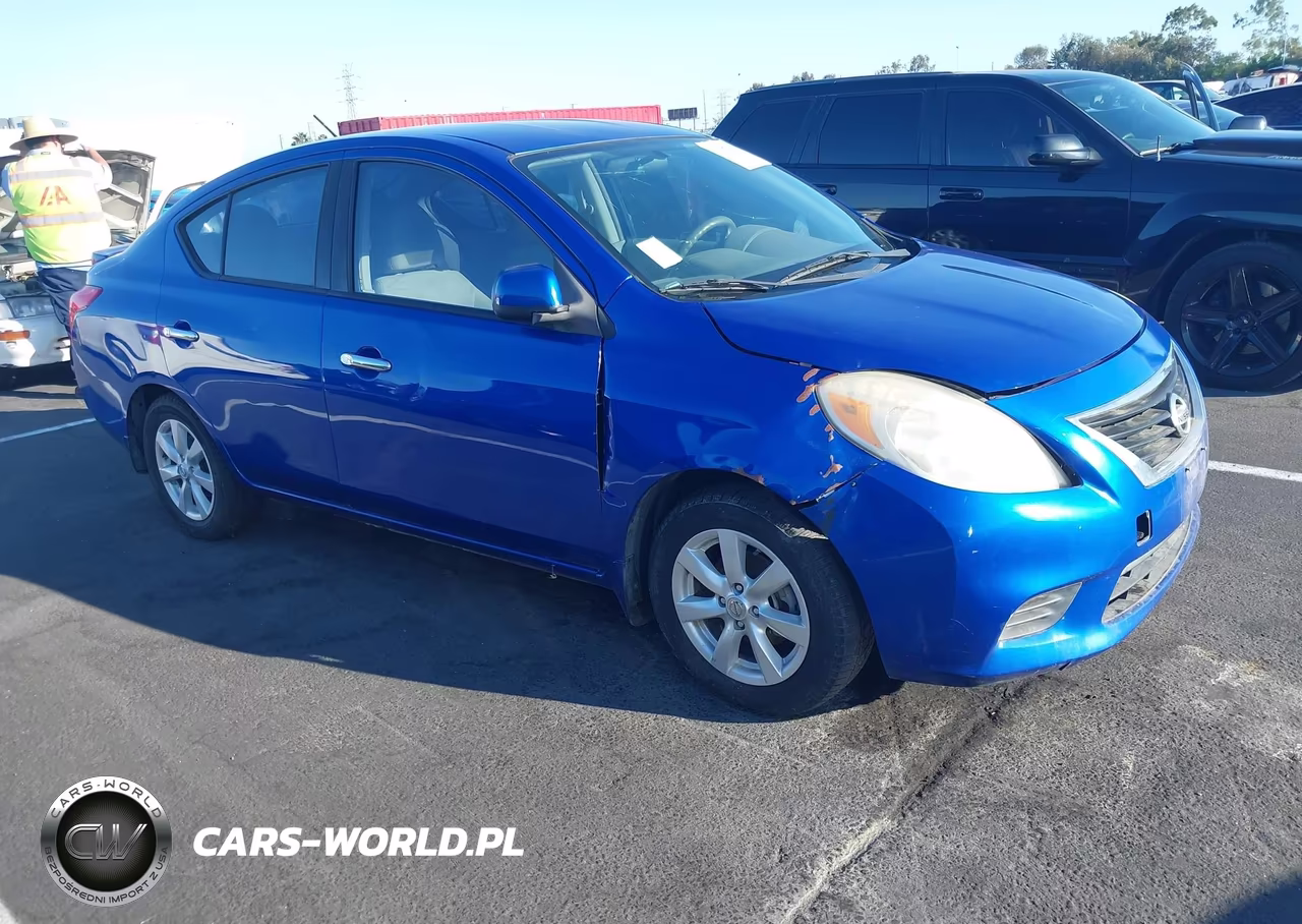 2014 Nissan Versa 1.6 Sv – zdjęcie 1 z 11