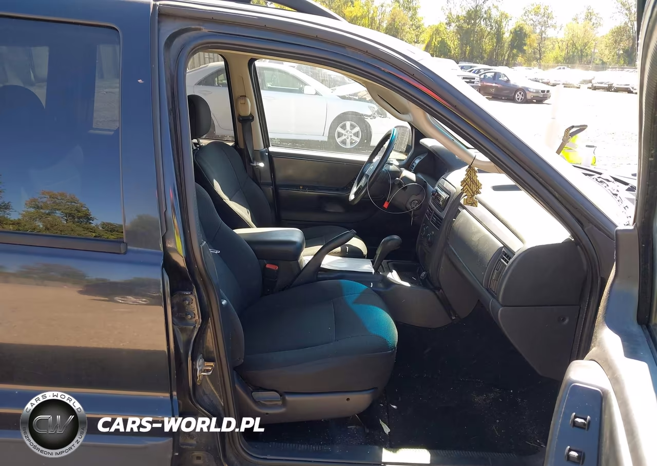 2004 Jeep Grand Cherokee Laredo VIN:1J4GW48S74C125070 - 5