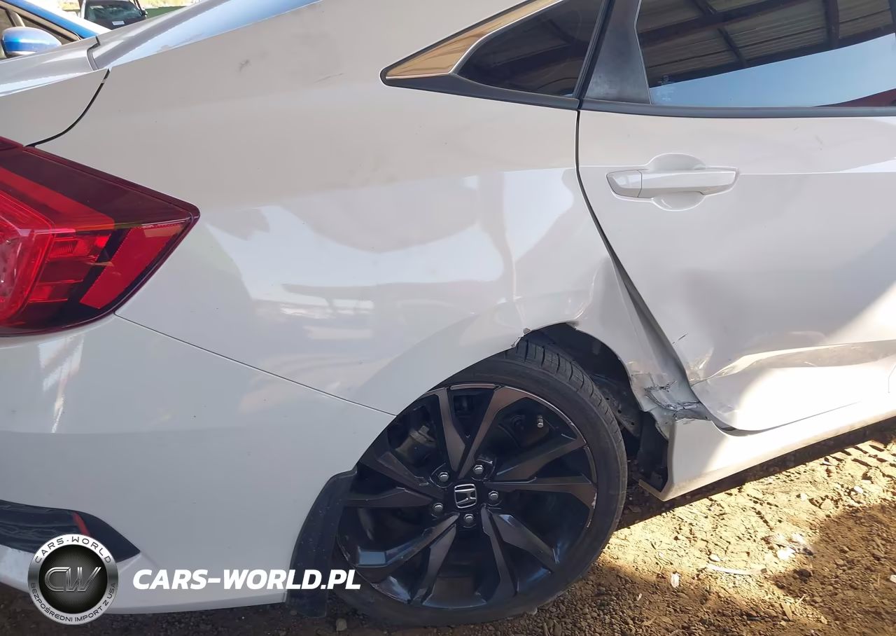 2019 Honda Civic Sport VIN:2HGFC2F8XKH503707 - 6