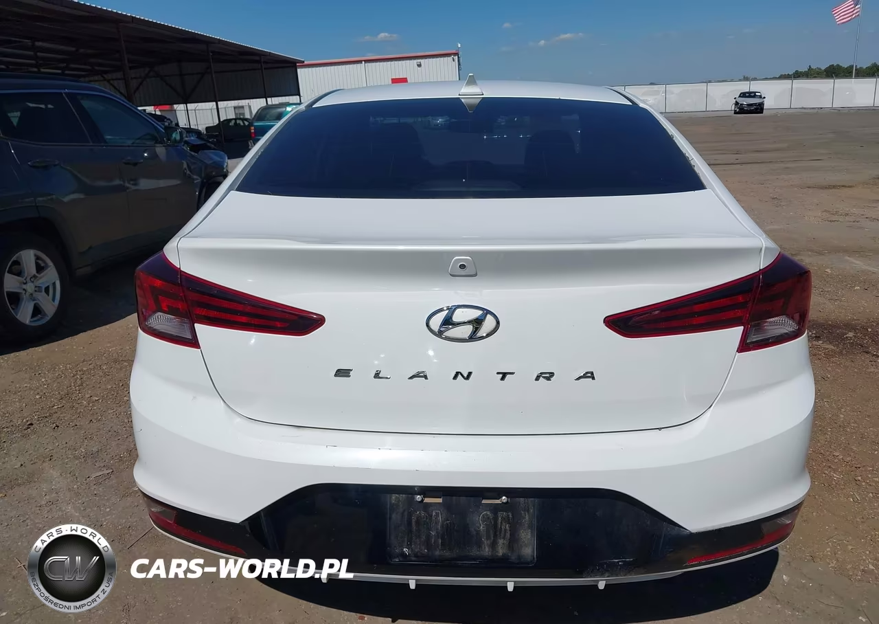 2020 Hyundai Elantra Sel VIN:5NPD84LF0LH542336 - 17