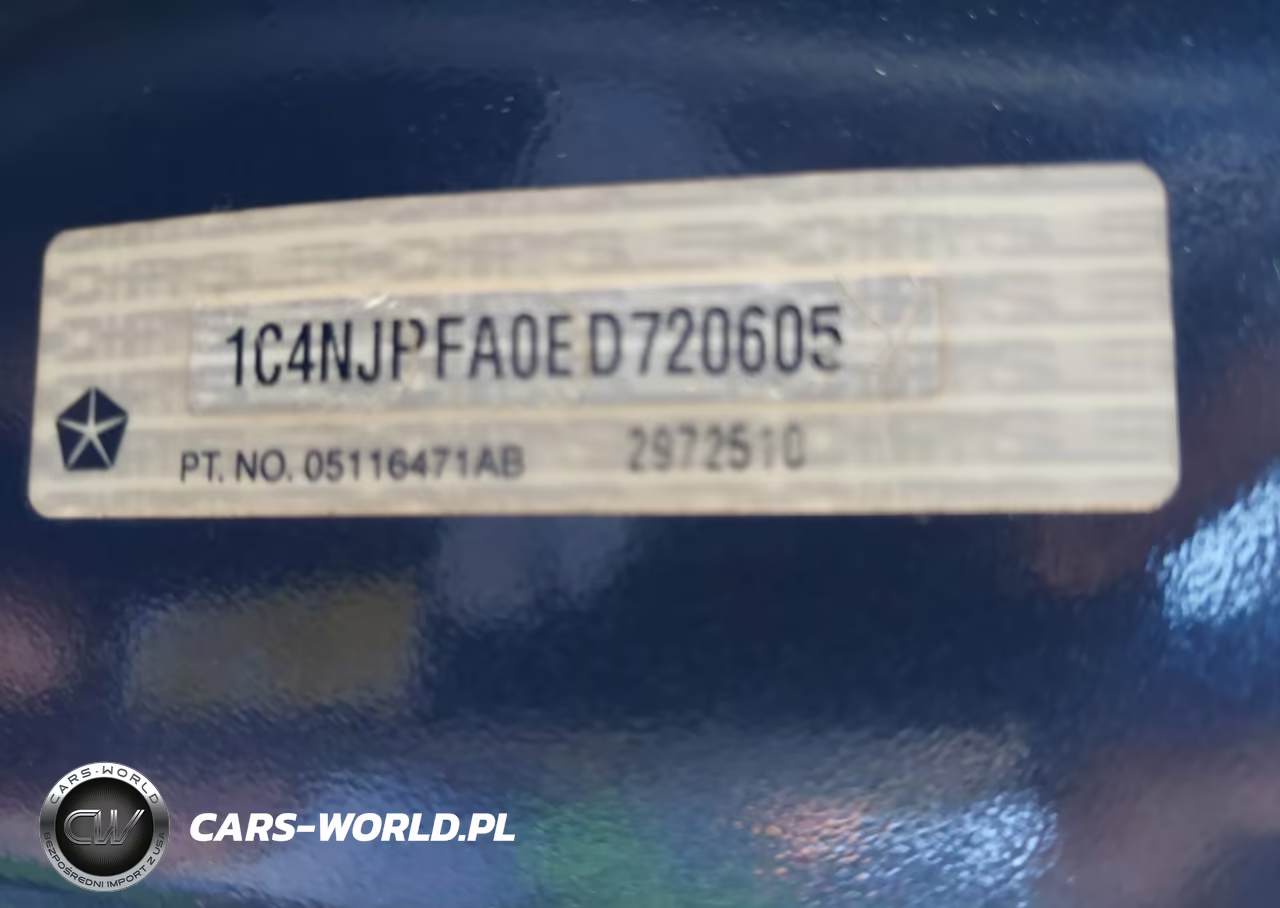 2013 Jeep Patriot Latitude VIN:1C4NJPFA0ED720605 - 9