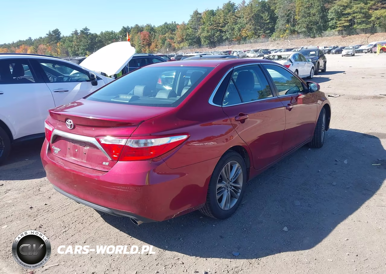 2017 Toyota Camry Se VIN:4T1BF1FK0HU649951 - 4