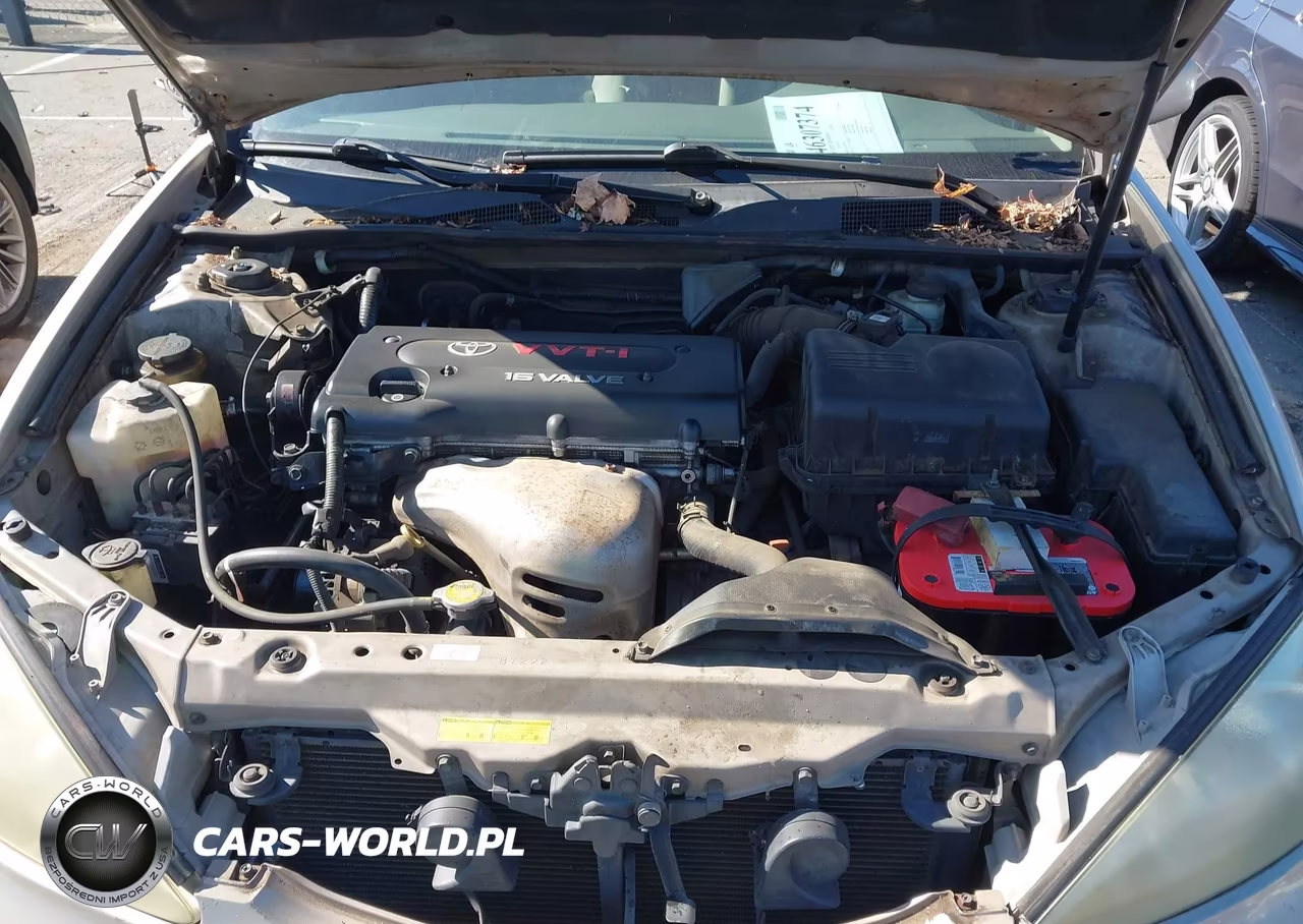 2004 Toyota Camry Le VIN:4T1BE32KX4U890723 - 10