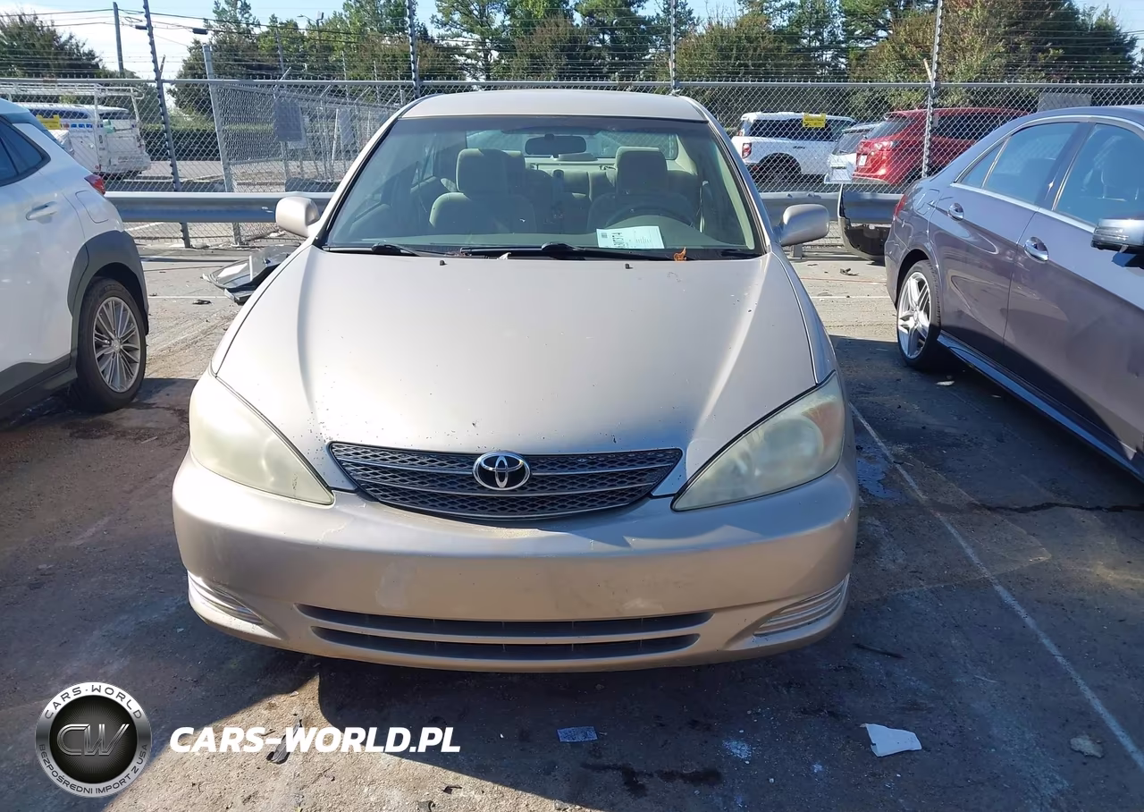 2004 Toyota Camry Le VIN:4T1BE32KX4U890723 - 12