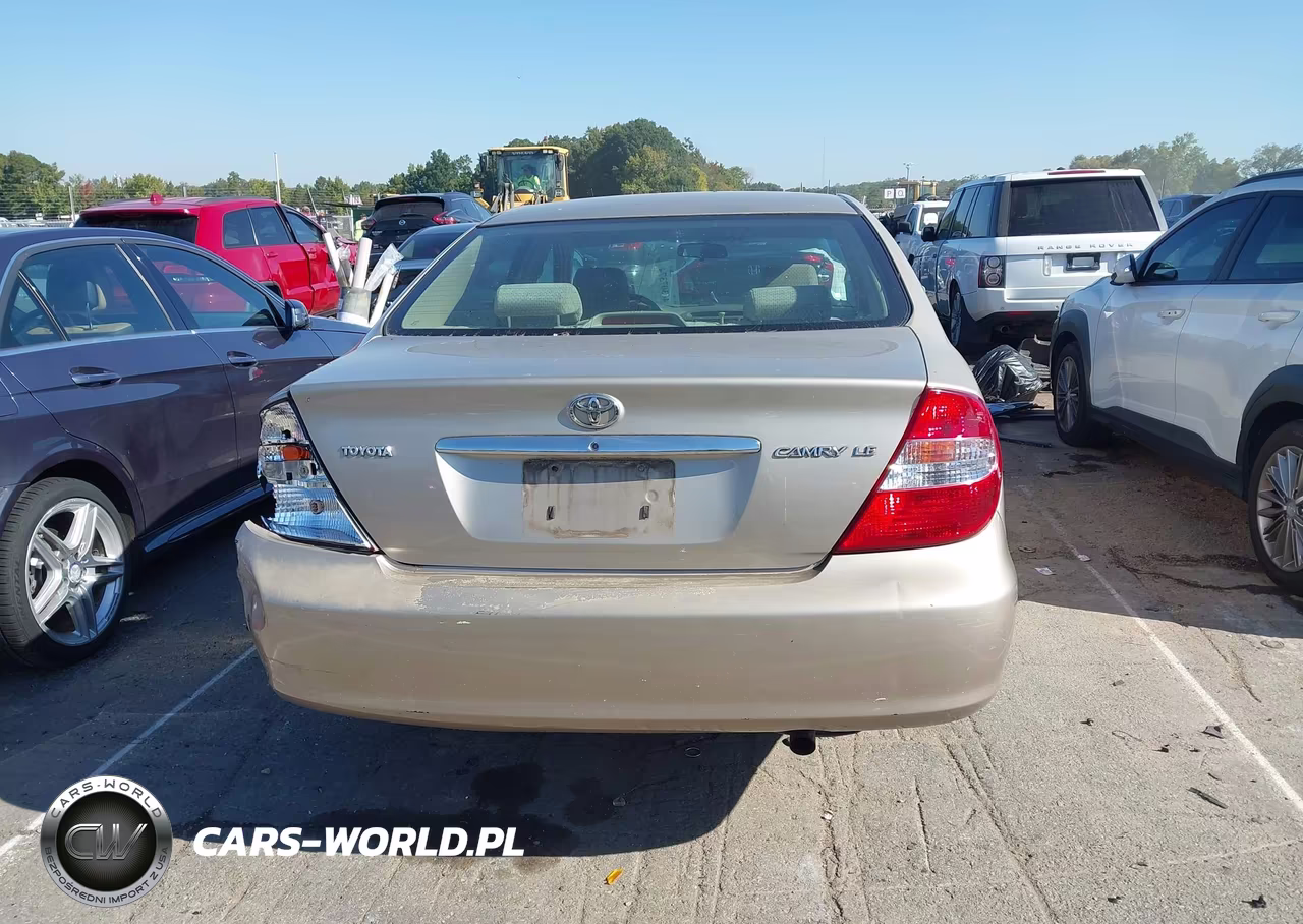 2004 Toyota Camry Le VIN:4T1BE32KX4U890723 - 16