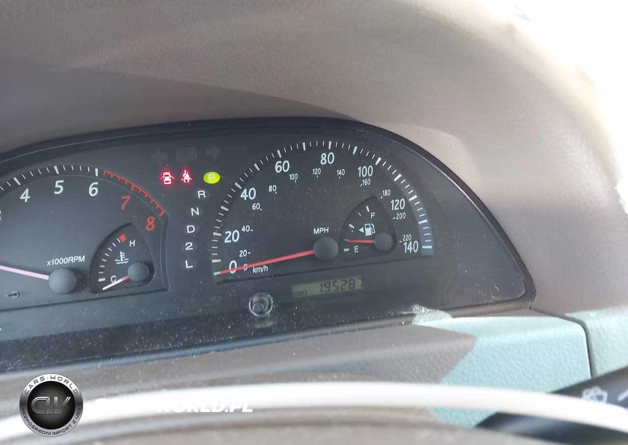 2004 Toyota Camry Le VIN:4T1BE32KX4U890723 - 7