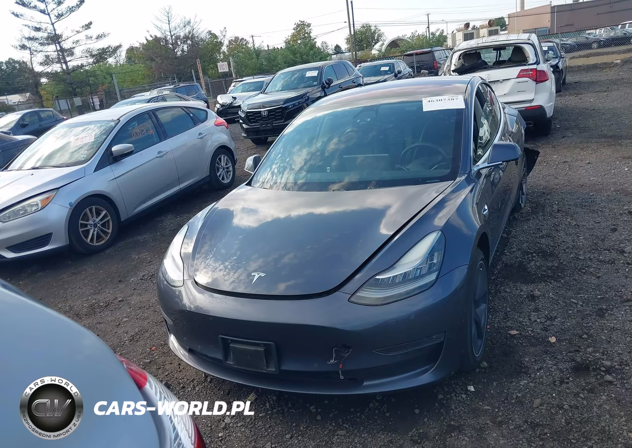 2018 Tesla Model 3 Long Range-Mid Range VIN:5YJ3E1EAXJF158936 - 12