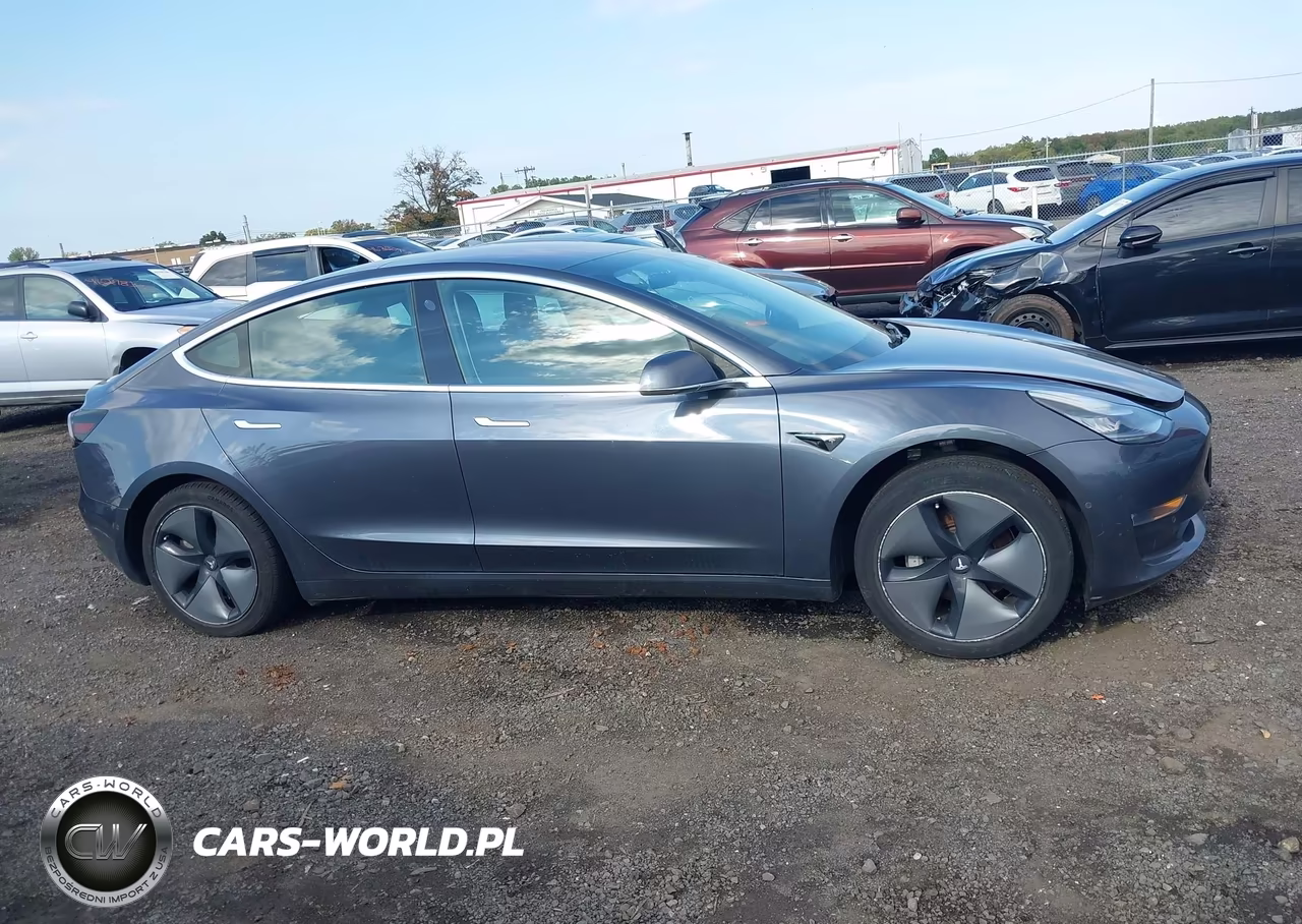 2018 Tesla Model 3 Long Range-Mid Range VIN:5YJ3E1EAXJF158936 - 13