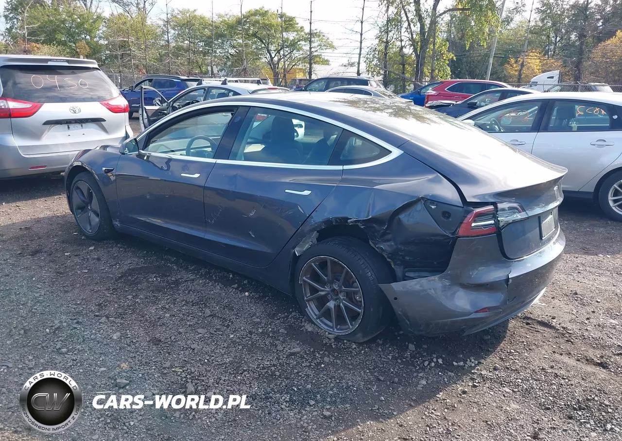 2018 Tesla Model 3 Long Range-Mid Range VIN:5YJ3E1EAXJF158936 - 3