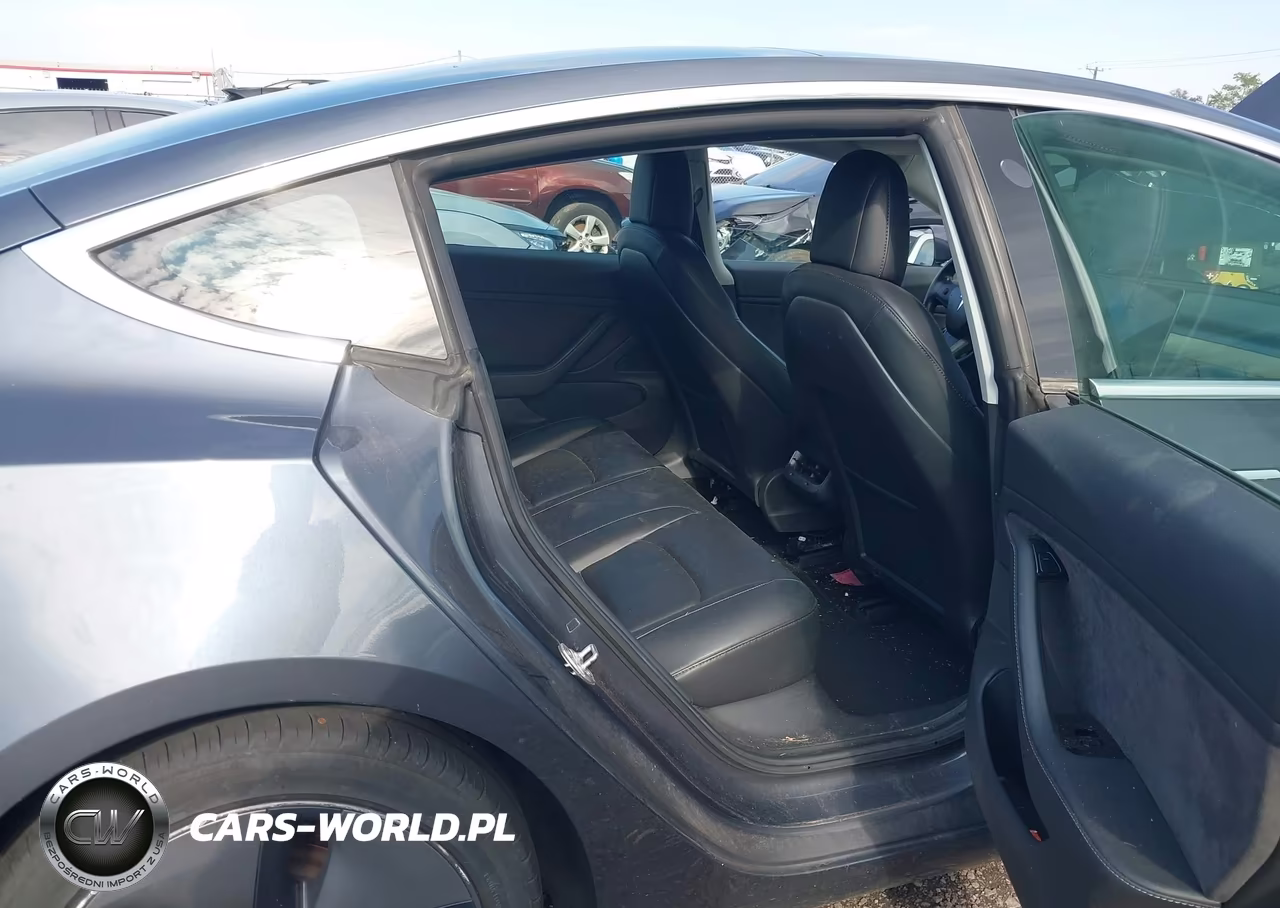 2018 Tesla Model 3 Long Range-Mid Range VIN:5YJ3E1EAXJF158936 - 8