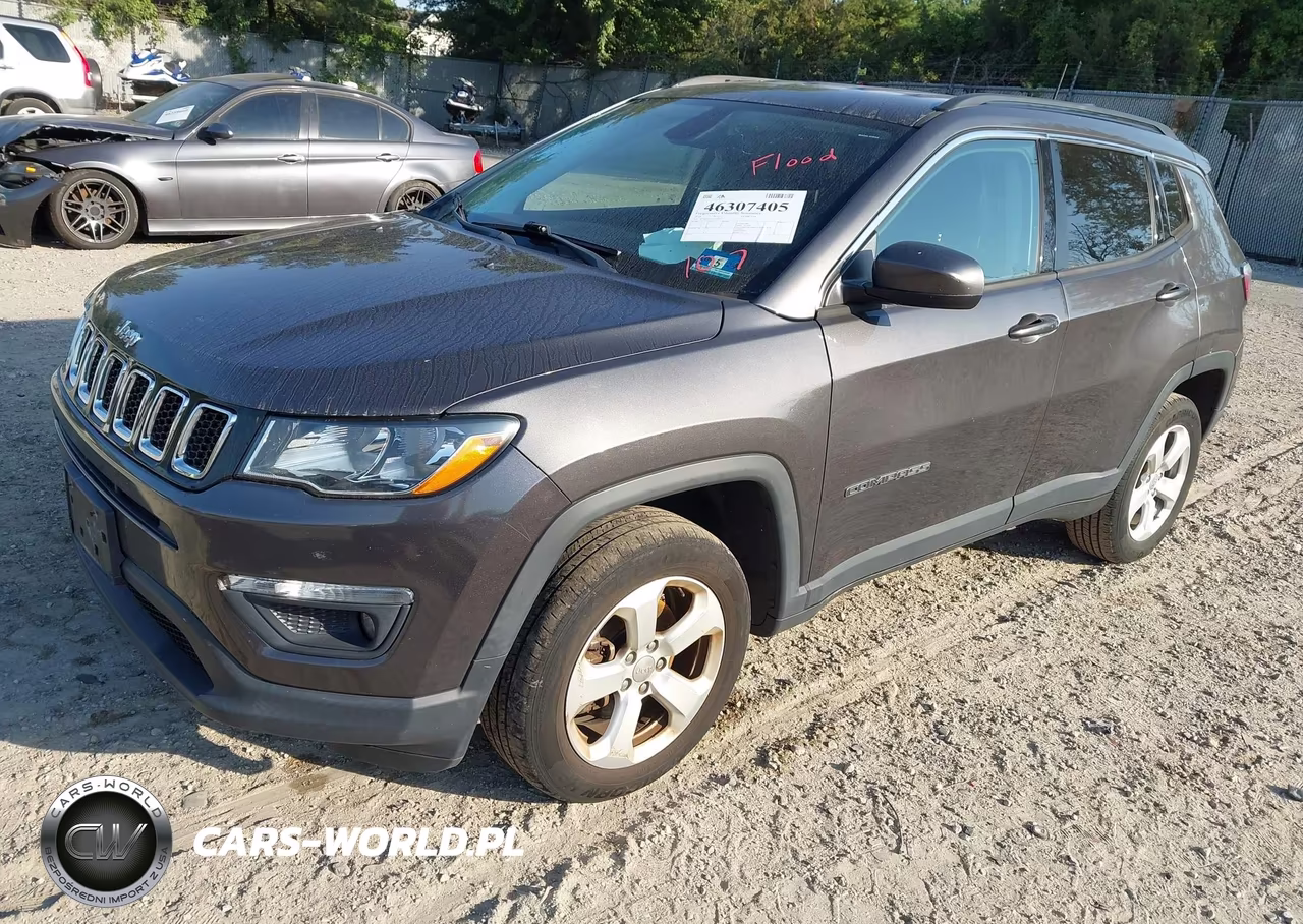 2018 Jeep Compass Latitude 4X4 VIN:3C4NJDBB1JT342327 - 2