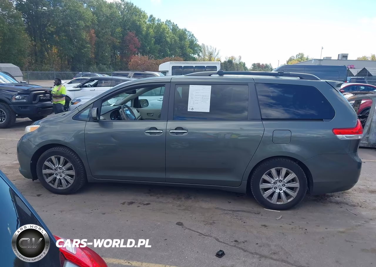 2013 Toyota Sienna Xle 7 Passenger VIN:5TDDK3DC9DS052800 - 14