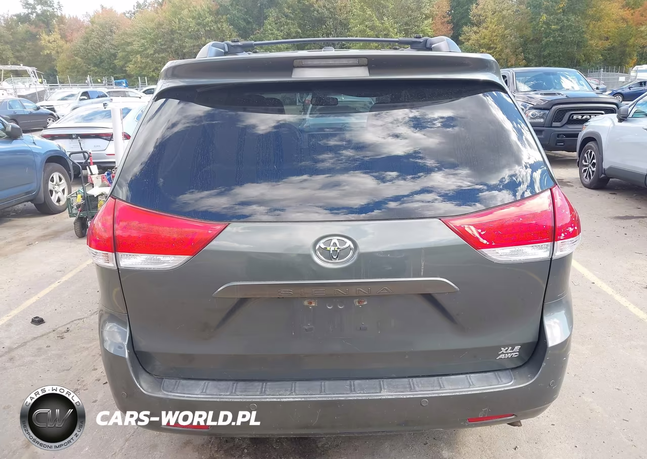 2013 Toyota Sienna Xle 7 Passenger VIN:5TDDK3DC9DS052800 - 16