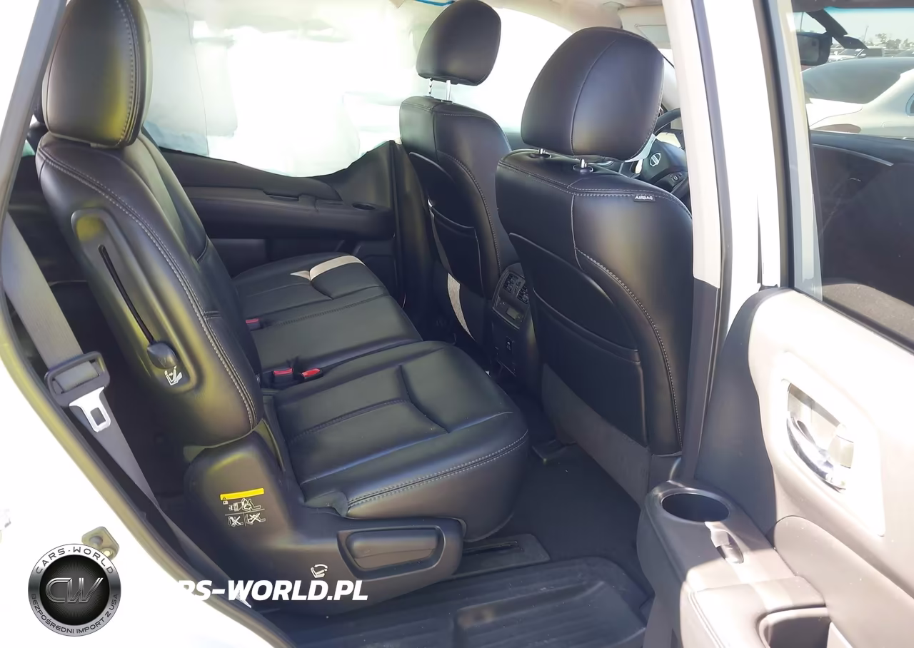 2016 Nissan Pathfinder Sl VIN:5N1AR2MN0GC624817 - 8
