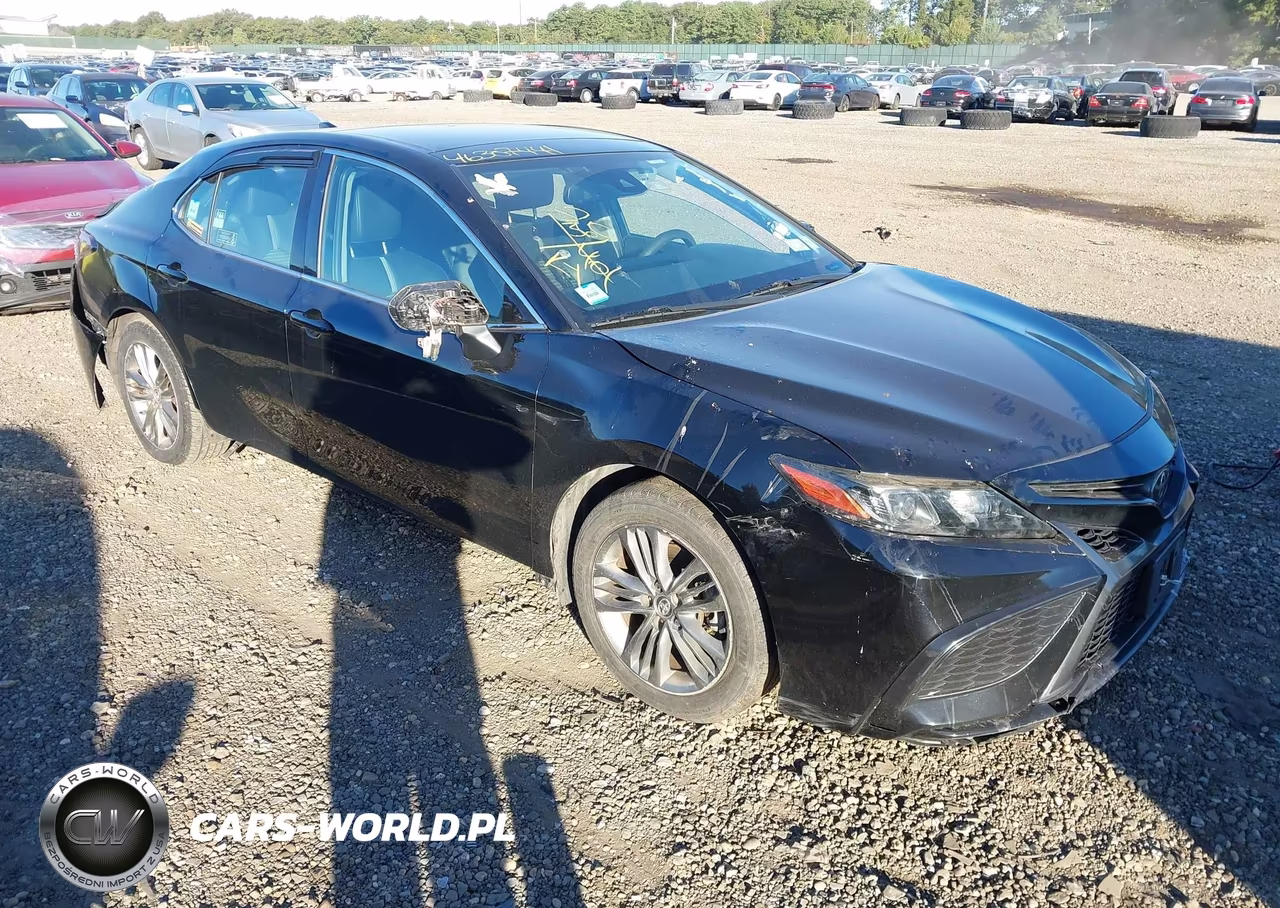 2021 Toyota Camry Xse – zdjęcie 1 z 17