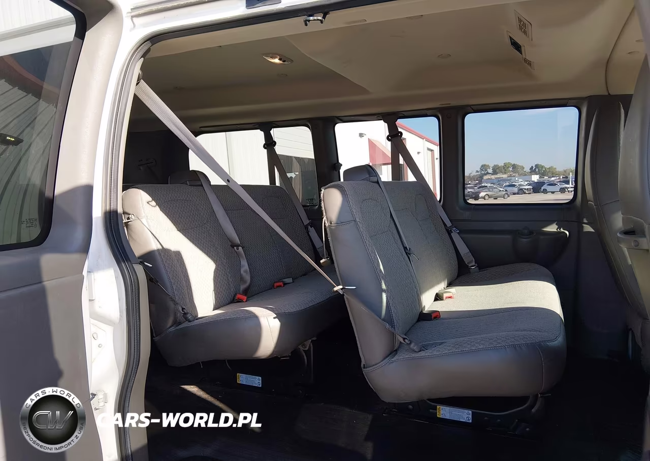 2017 Chevrolet Express 2500 Ls VIN:1GAWGEFF3H1264083 - 8