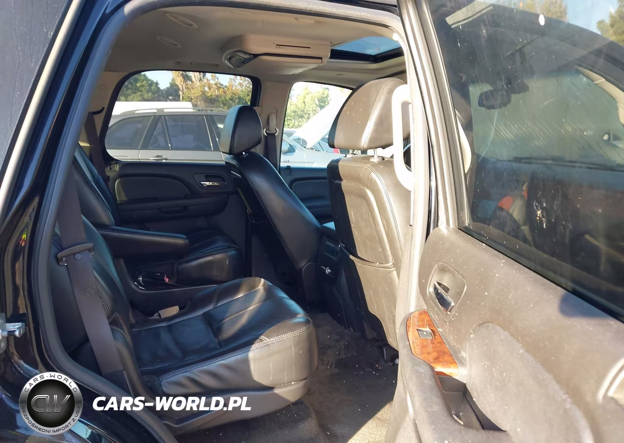 2007 Chevrolet Tahoe Ltz VIN:1GNFK13097J241279 - 8