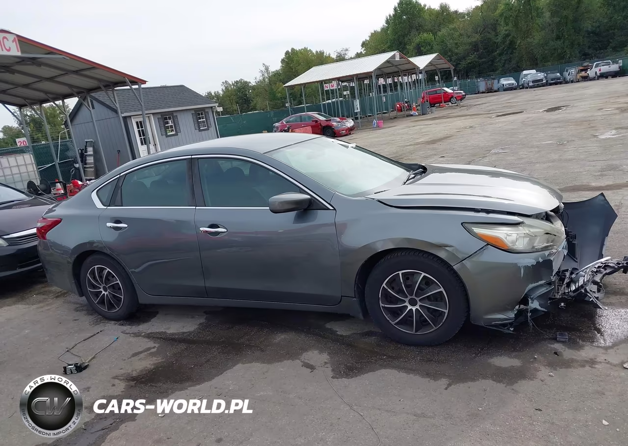 2018 Nissan Altima 2.5 S VIN:1N4AL3APXJC471099 - 14
