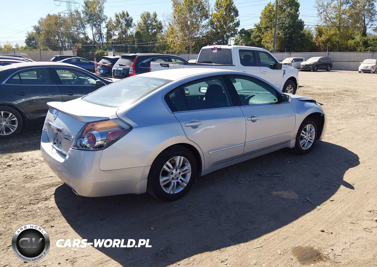 2012 Nissan Altima 2.5 S VIN:1N4AL2AP2CN459496 - 4