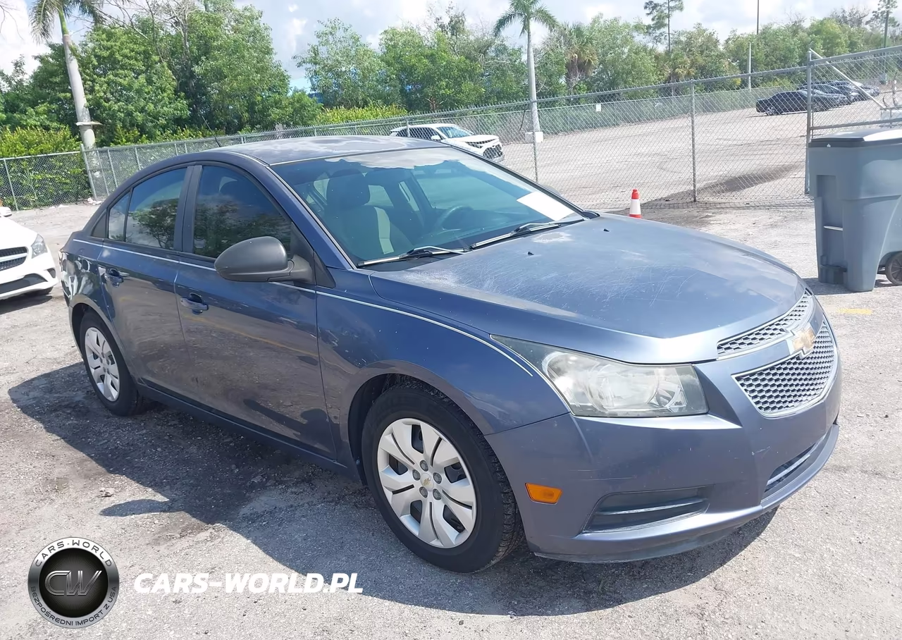 2014 Chevrolet Cruze Ls Auto VIN:1G1PA5SH9E7274641 - 13