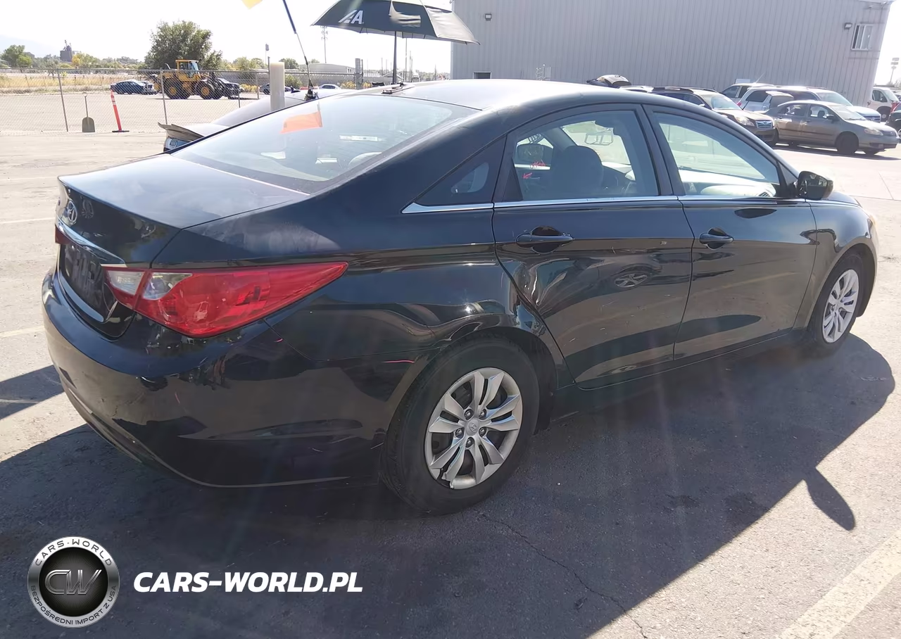 2013 Hyundai Sonata Gls VIN:5NPEB4AC3DH588226 - 4