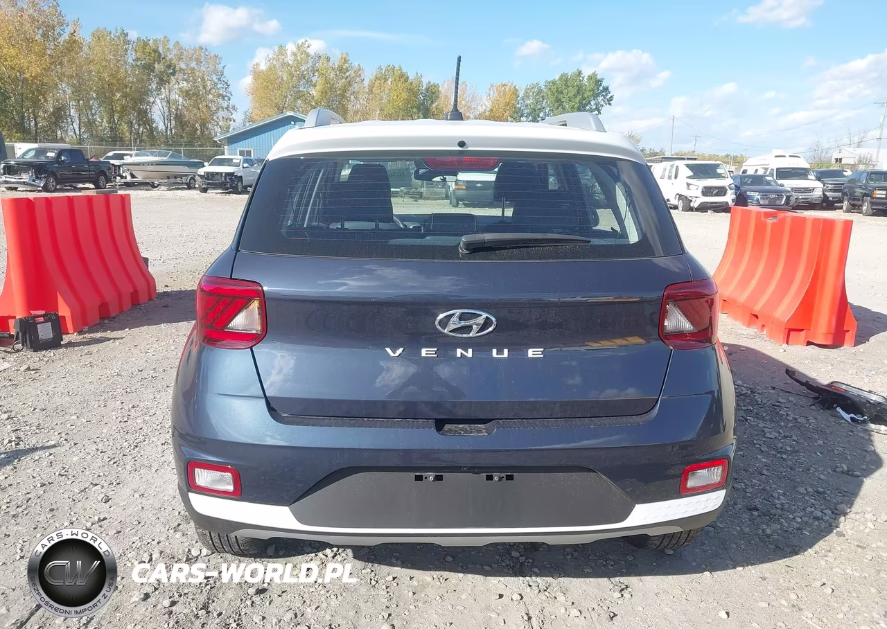 2025 Hyundai Venue Limited VIN:KMHRC8A30SU383337 - 17