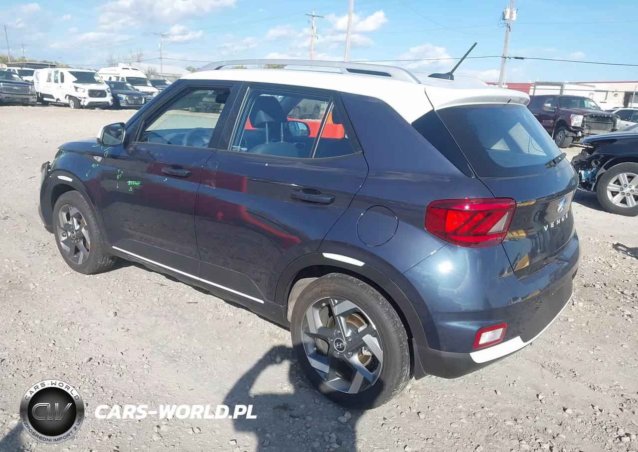 2025 Hyundai Venue Limited VIN:KMHRC8A30SU383337 - 3