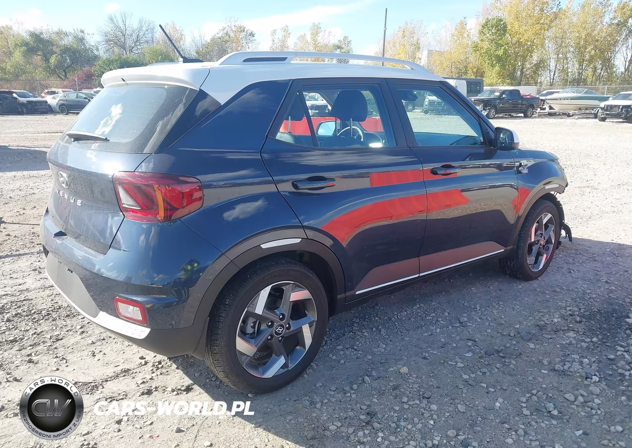 2025 Hyundai Venue Limited VIN:KMHRC8A30SU383337 - 4