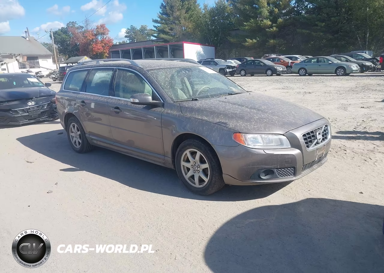2010 Volvo V70 3.2-3.2 R-Design – zdjęcie 1 z 11