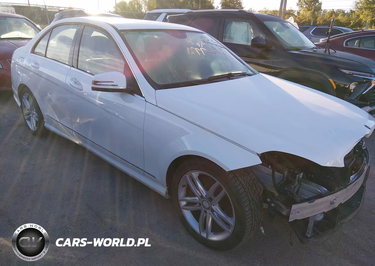 2013 Mercedes-Benz C 300 Sport 4Matic