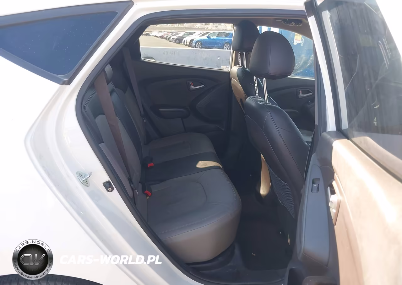 2012 Hyundai Tucson Limited VIN:KM8JU3AC2CU483650 - 8