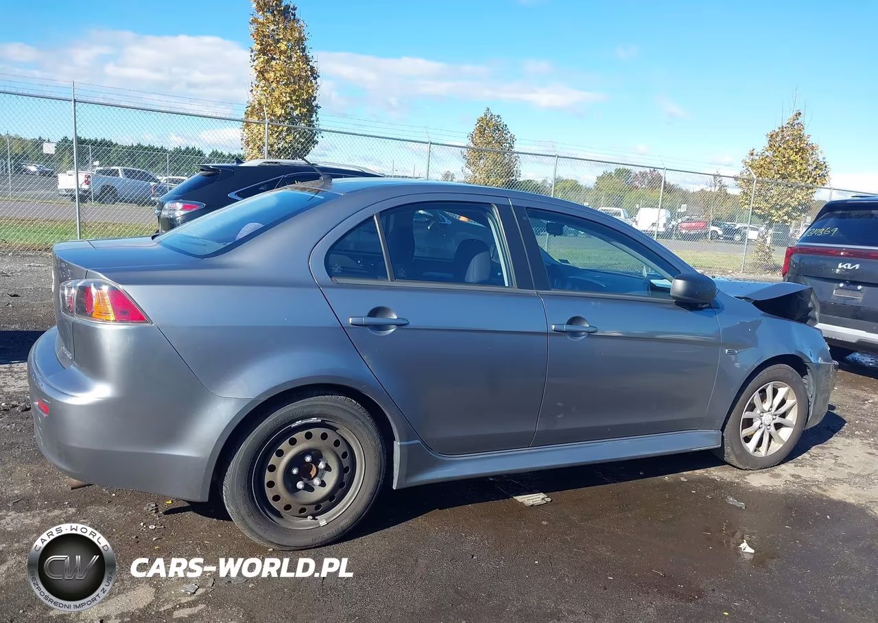 2015 Mitsubishi Lancer Es VIN:JA32U2FU0FU001409 - 13