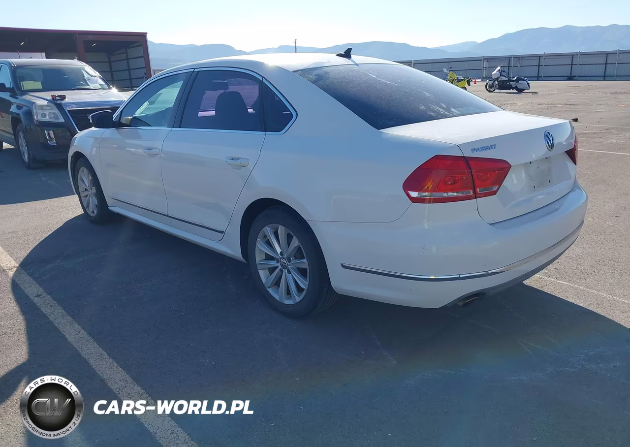 2012 Volkswagen Passat 2.5L Sel Premium VIN:1VWCP7A31CC078717 - 3