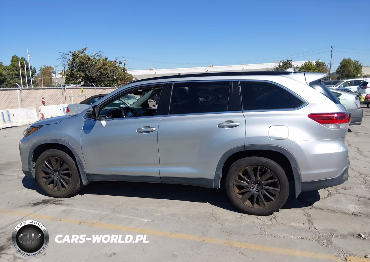 2019 Toyota Highlander Se VIN:5TDJZRFH2KS613295 - 14